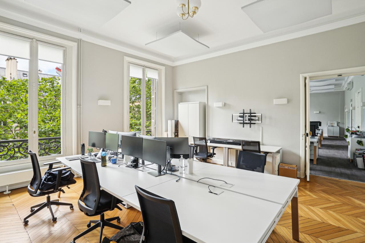 Bureau Paris 491m² Location bureau Paris OLBUR2420218 3
